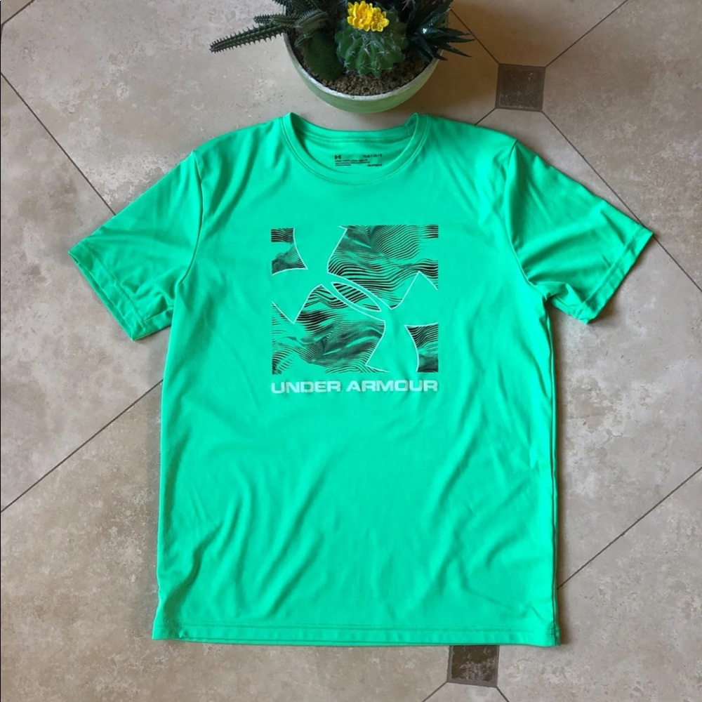 Boys Green UA Shirt - Youth L